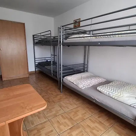 Privatunterkunft Anna 1 *
