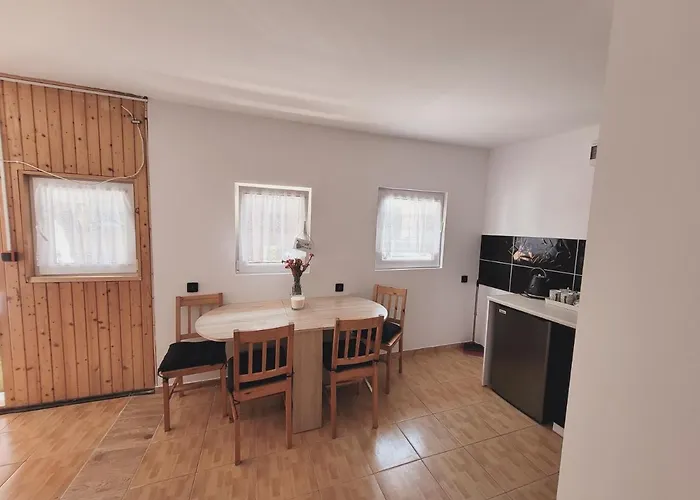 Alloggio in famiglia Anna 1 *