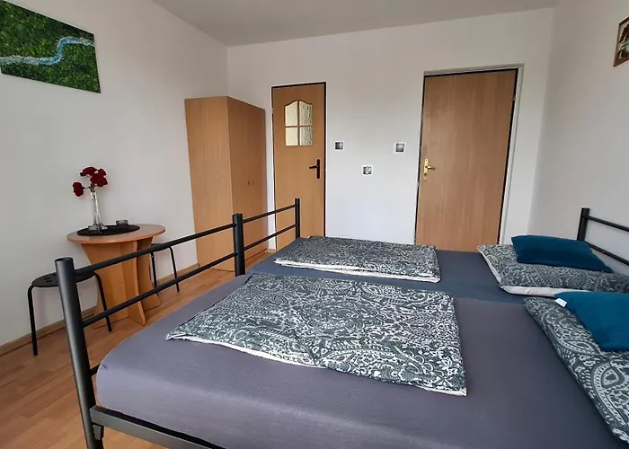 Anna 1 Alloggio in famiglia *