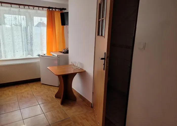 Anna 1 Alloggio in famiglia *